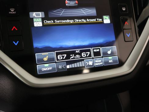 Used 2025 Subaru Ascent Limited image 7