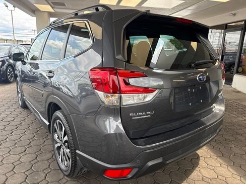 Used 2023 Subaru Forester Limited AWD/4WD image 9