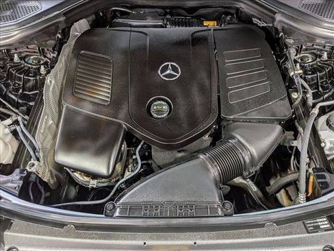 Used 2023 Mercedes-Benz GLC 300 4MATIC image 24