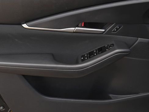 Certified 2023 MAZDA CX-30 AWD 2.5 S image 12