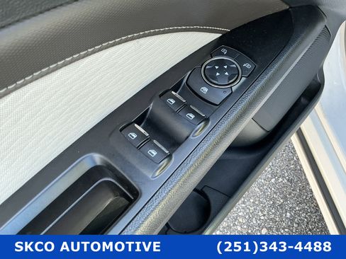 Used 2020 Ford Fusion SE w/ Equipment Group 151A image 22