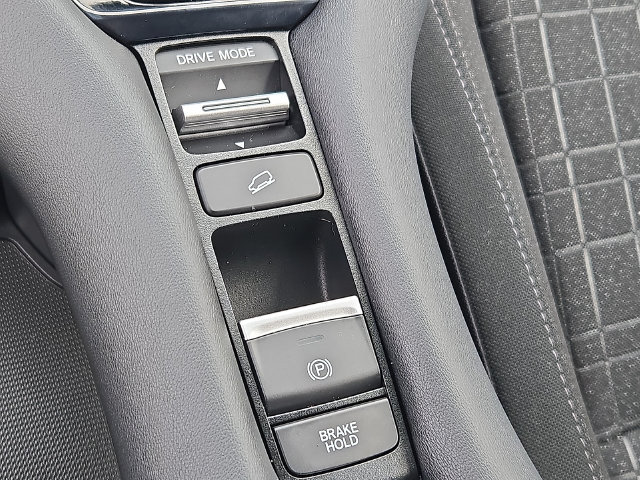 Used 2024 Honda HR-V LX image 23
