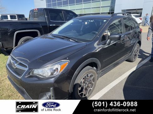 Used 2016 Subaru Crosstrek 2.0i Premium image 1
