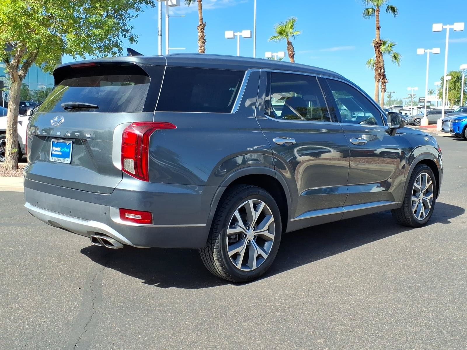 Certified 2022 Hyundai Palisade SEL w/ 8P Bench Seat Package FWD image 5