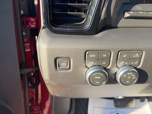 New 2026 GMC Sierra 2500 AT4 w/ AT4 Premium Plus Package image 19