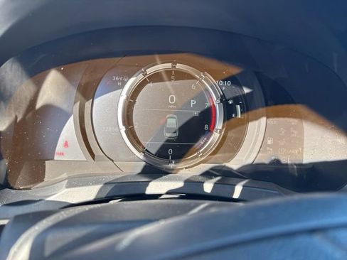 Used 2023 Lexus IS 350 F Sport image 9