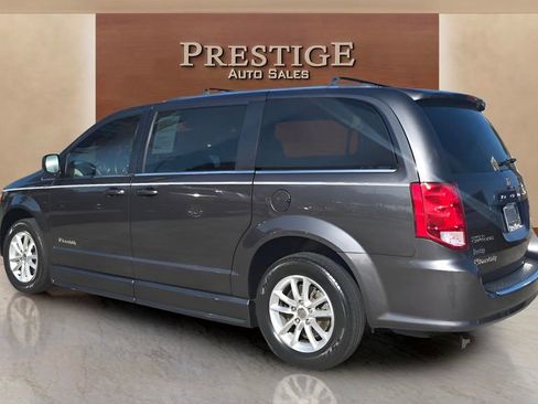 Used 2020 Dodge Grand Caravan SXT image 81