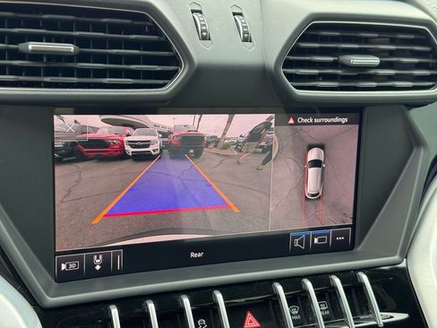 Used 2019 Lamborghini Urus AWD/4WD image 61