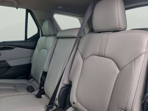 Used 2023 Honda Pilot EX-L image 7