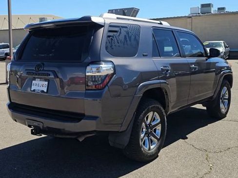 Used 2014 Toyota 4Runner SR5 image 8
