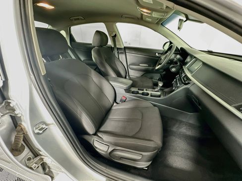 Used 2019 Kia Optima LX FWD image 30