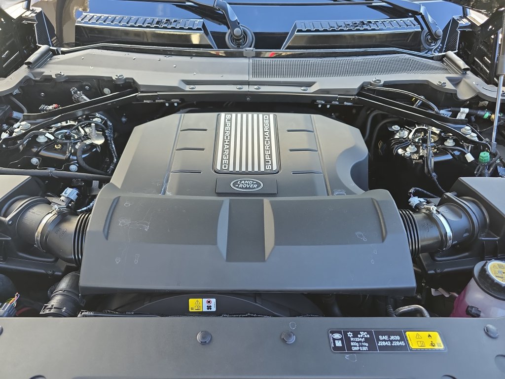 New 2026 Land Rover Defender 90 V8 AWD/4WD image 31