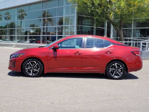 Used 2025 Nissan Sentra SV FWD image 9