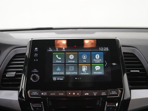 Used 2024 Honda Odyssey Sport image 17