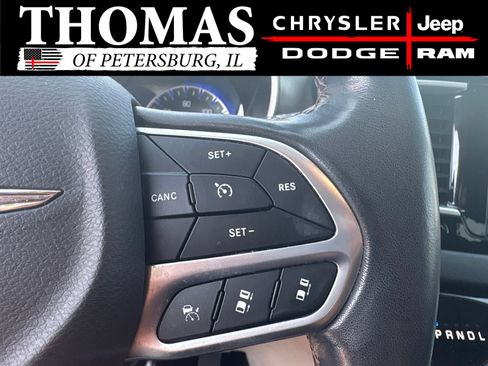 Used 2020 Chrysler Pacifica Touring-L Plus w/ Tire & Wheel Group FWD image 15