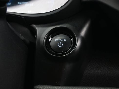 Used 2025 Toyota Sienna Limited AWD/4WD image 25