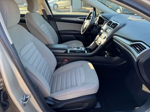 Used 2017 Ford Fusion S image 20