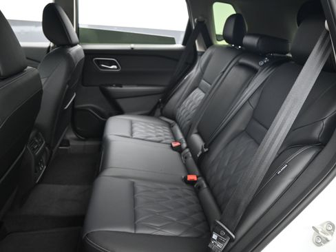 New 2026 Nissan Rogue Platinum w/ Platinum Premium Package image 12