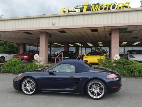 Used 2018 Porsche 718 Boxster RWD image 21
