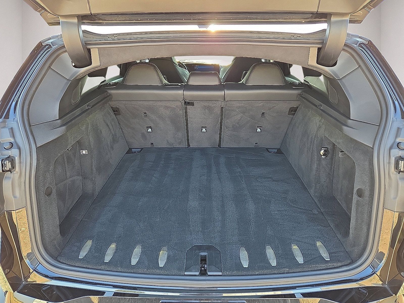 Used 2023 BMW XM AWD/4WD image 13