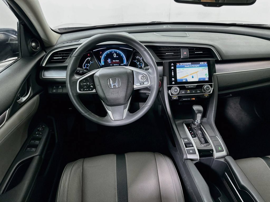 Used 2016 Honda Civic Touring image 23