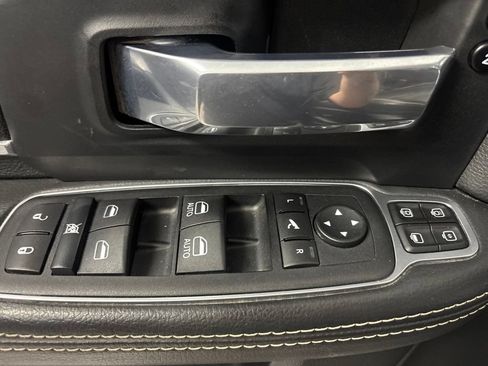 Used 2024 RAM 2500 Laramie AWD/4WD image 20