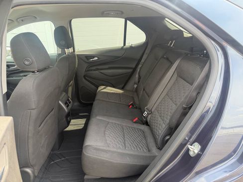 Used 2018 Chevrolet Equinox LT AWD/4WD image 14