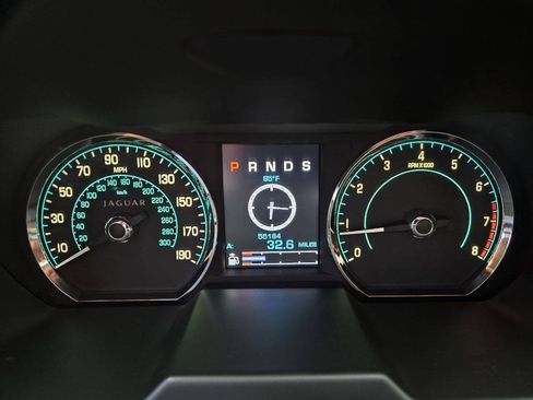 Used 2013 Jaguar XF 3.0 RWD image 7