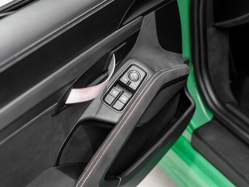 Used 2022 Porsche 718 Cayman GT4 RWD image 38