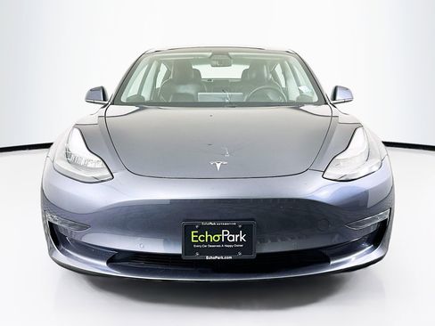 Used 2020 Tesla Model 3 Long Range image 2