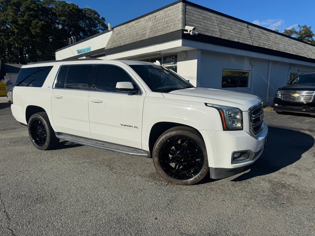 Used 2018 GMC Yukon XL SLT RWD image 2