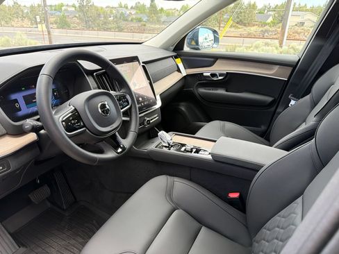 New 2026 Volvo XC90 T8 Plus w/ Protection Package Premier AWD/4WD image 20