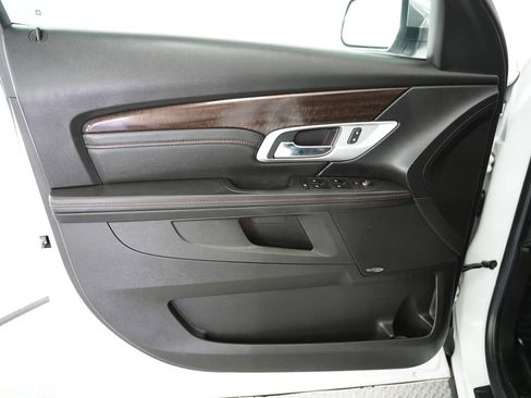 Used 2014 GMC Terrain Denali FWD image 38