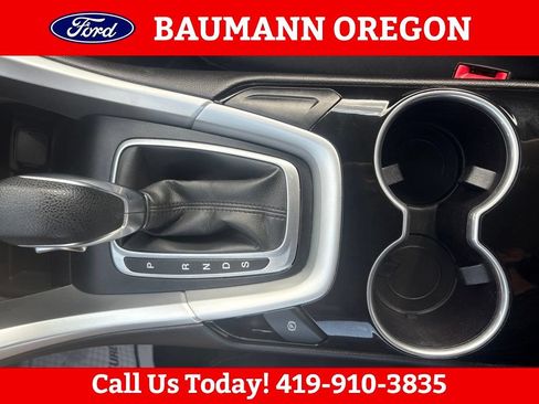 Used 2016 Ford Fusion SE FWD image 25