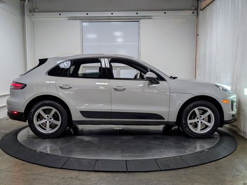 Used 2020 Porsche Macan image 10
