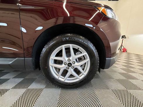 Used 2024 Ford Edge SEL w/ Convenience Package AWD/4WD image 18