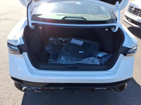 New 2026 Nissan Sentra SR image 31