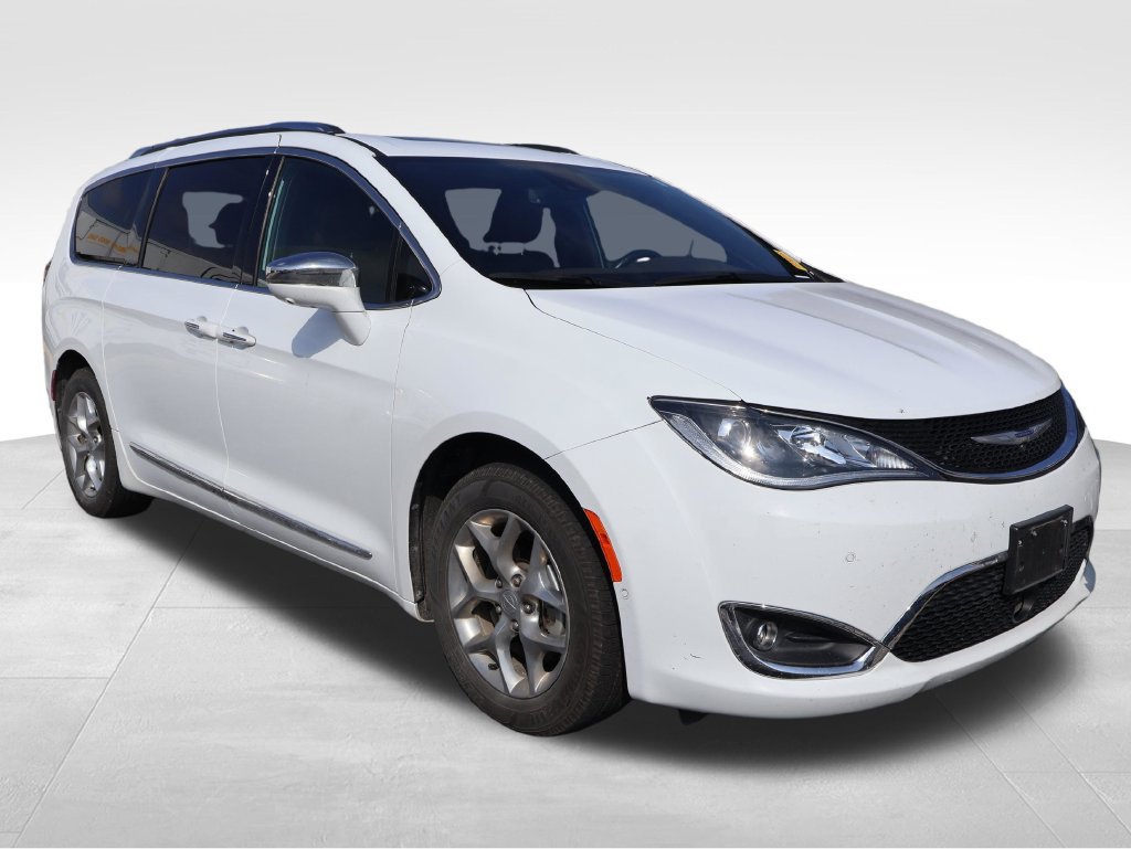Used 2020 Chrysler Pacifica Limited w/ Advanced Safetytec Group FWD image 7