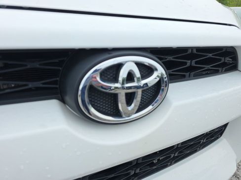 Used 2019 Toyota 4Runner SR5 Premium AWD/4WD image 39