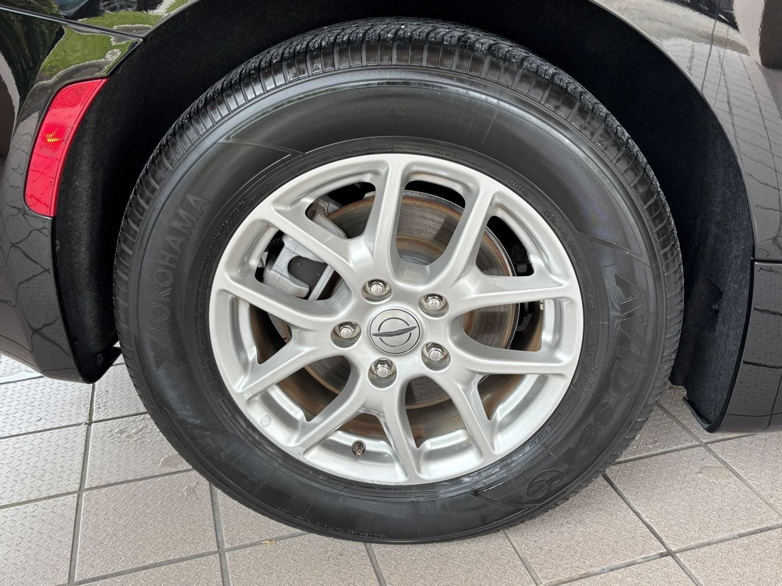 Used 2025 Chrysler Pacifica Select FWD image 31