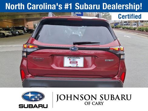 Certified 2025 Subaru Forester Limited image 23