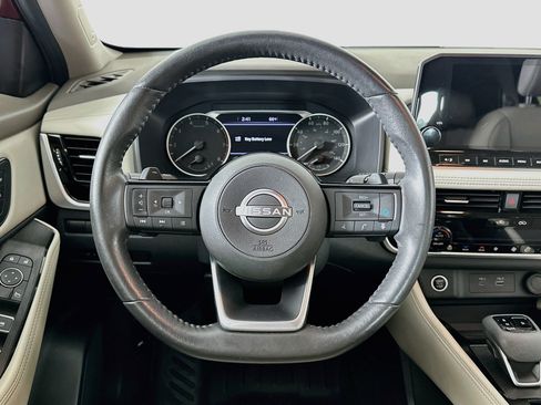 Used 2023 Nissan Rogue SL w/ SL Premium Package AWD/4WD image 18