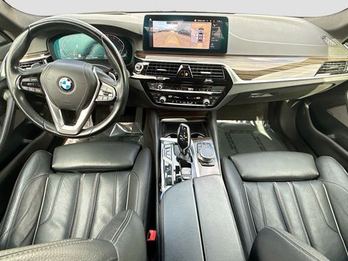 Used 2021 BMW 530i RWD image 16
