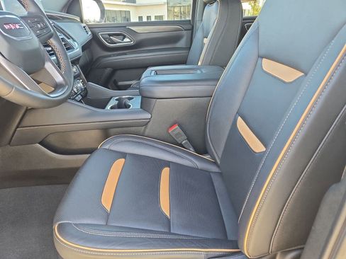 Used 2024 GMC Yukon AT4 image 16