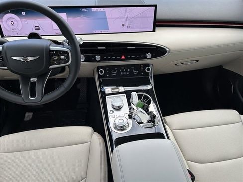 Used 2026 Genesis GV70 2.5T image 11