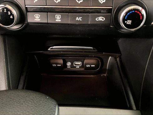 Used 2019 Kia Optima LX image 16