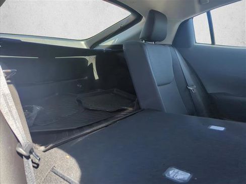 Used 2025 Toyota Prius LE image 20