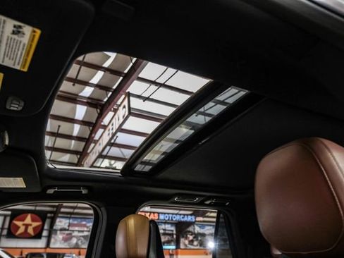 Used 2021 Lincoln Navigator L Reserve w/ Luxury Package image 7