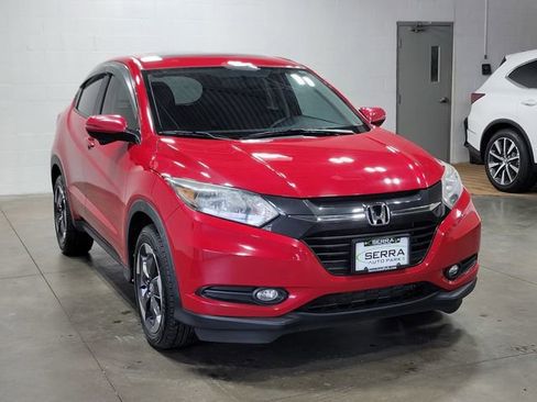 Used 2018 Honda HR-V EX image 4