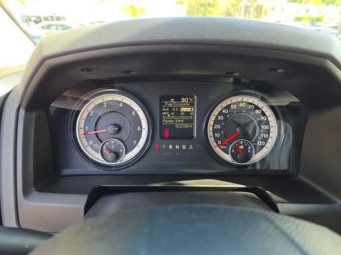 Used 2017 RAM 1500 Express RWD image 17